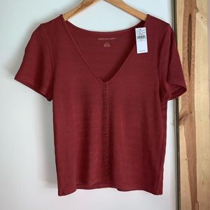 American Eagle v neck snap front t shirt